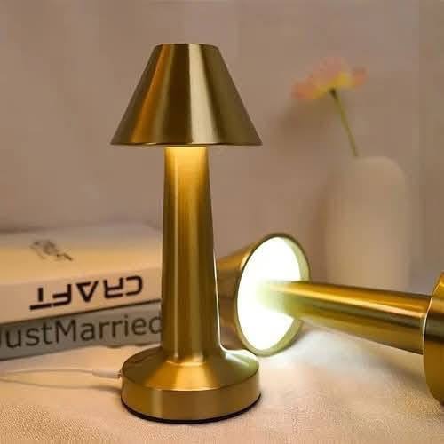 اباجورة معدن إضاءة ليد